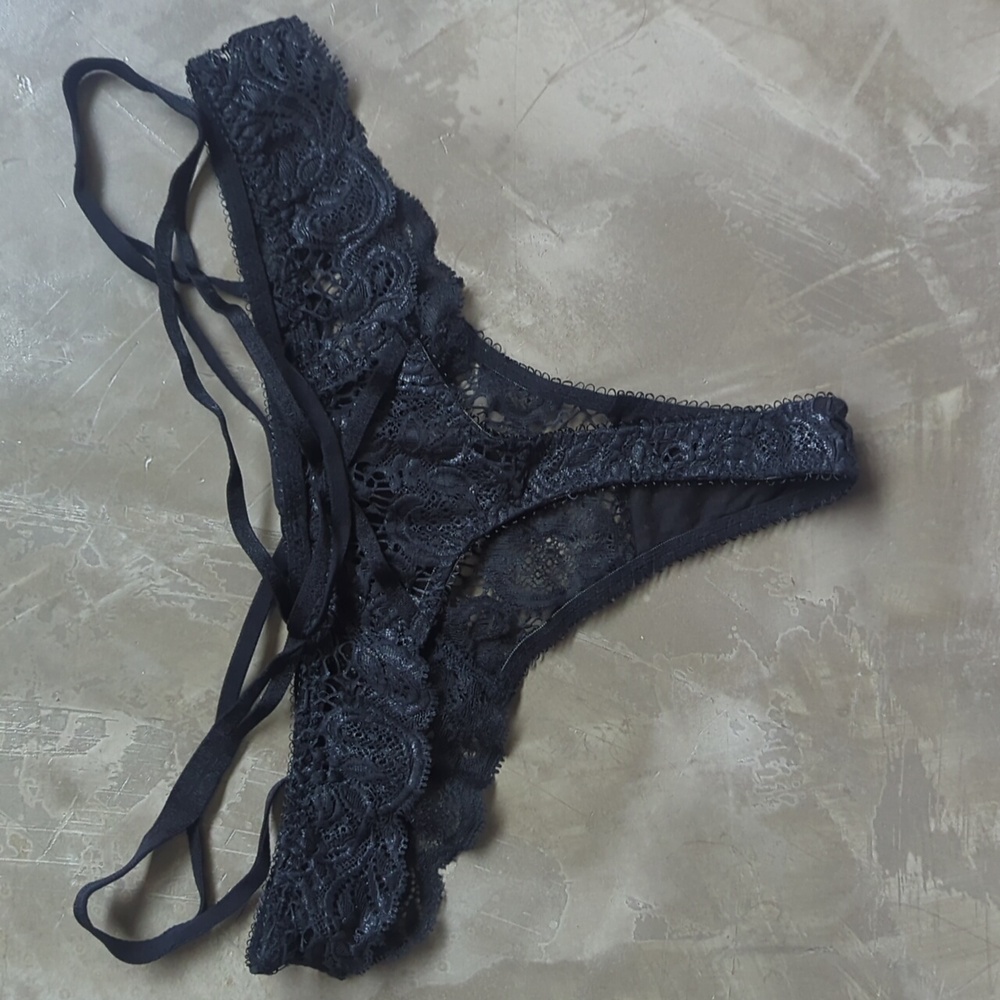 Agent Provocateur Daliah Thong - Size 2